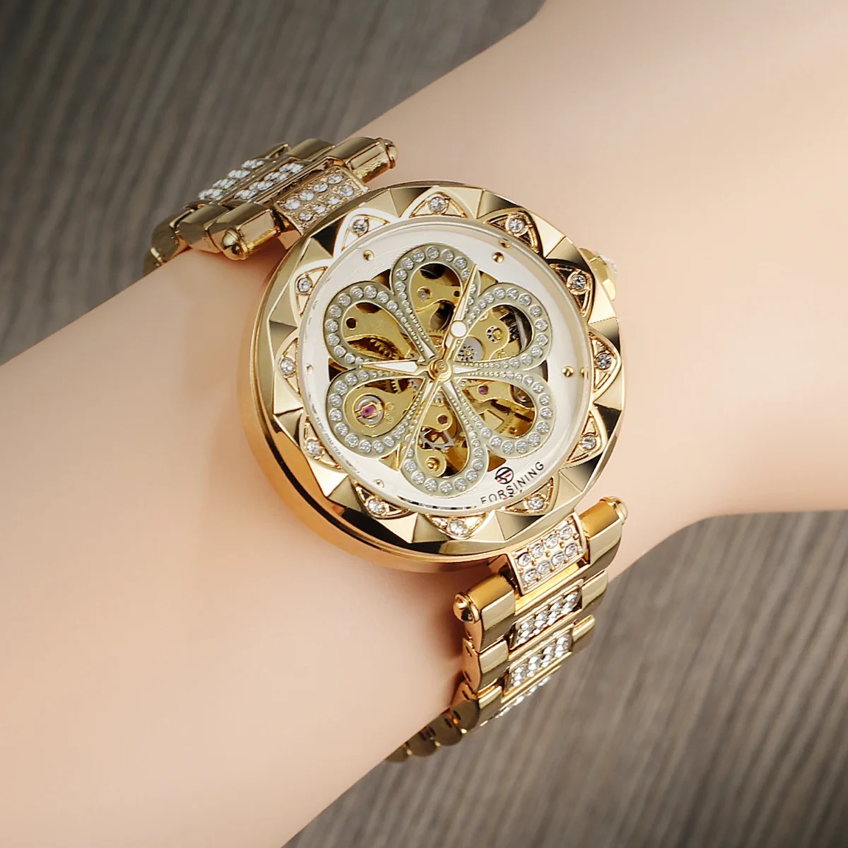 Forsining Fashion Classic Diamond Skeleton Automatic Women’s Luminous Watch 1