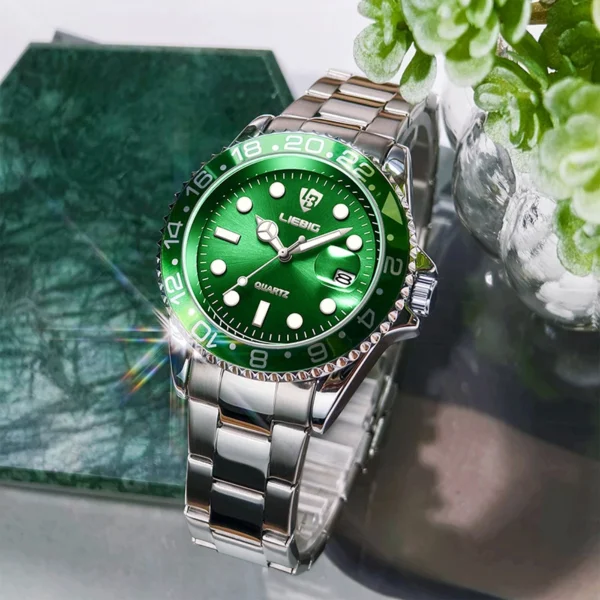 Luxury Men Fashion Watch Silver Stainless Steel Band Waterproof Casual Calendar Quartz Watch Green Business Wristwatch 2